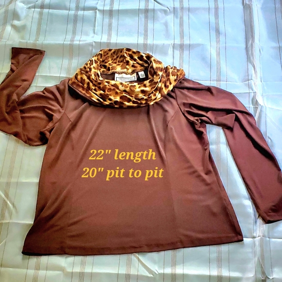 Lepord Print Cowl Neck by Simonton Says - Picture 6 of 12